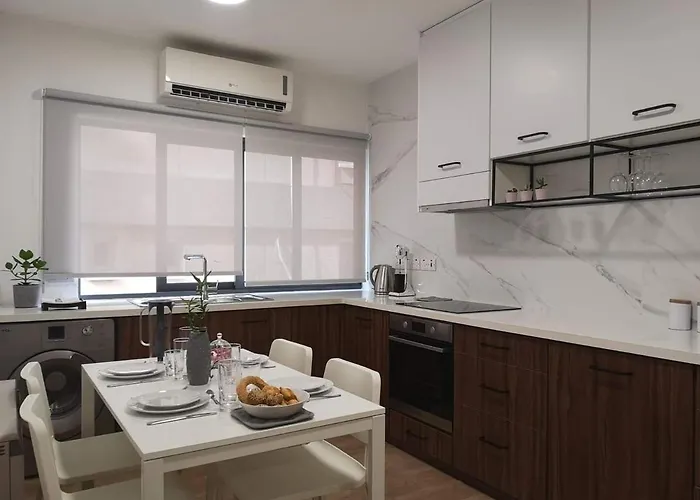 Nemesis لارنكا